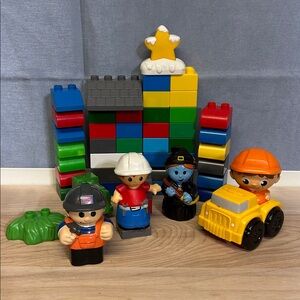 Lot of 51 pcs Mega Blocks construction style for kids
